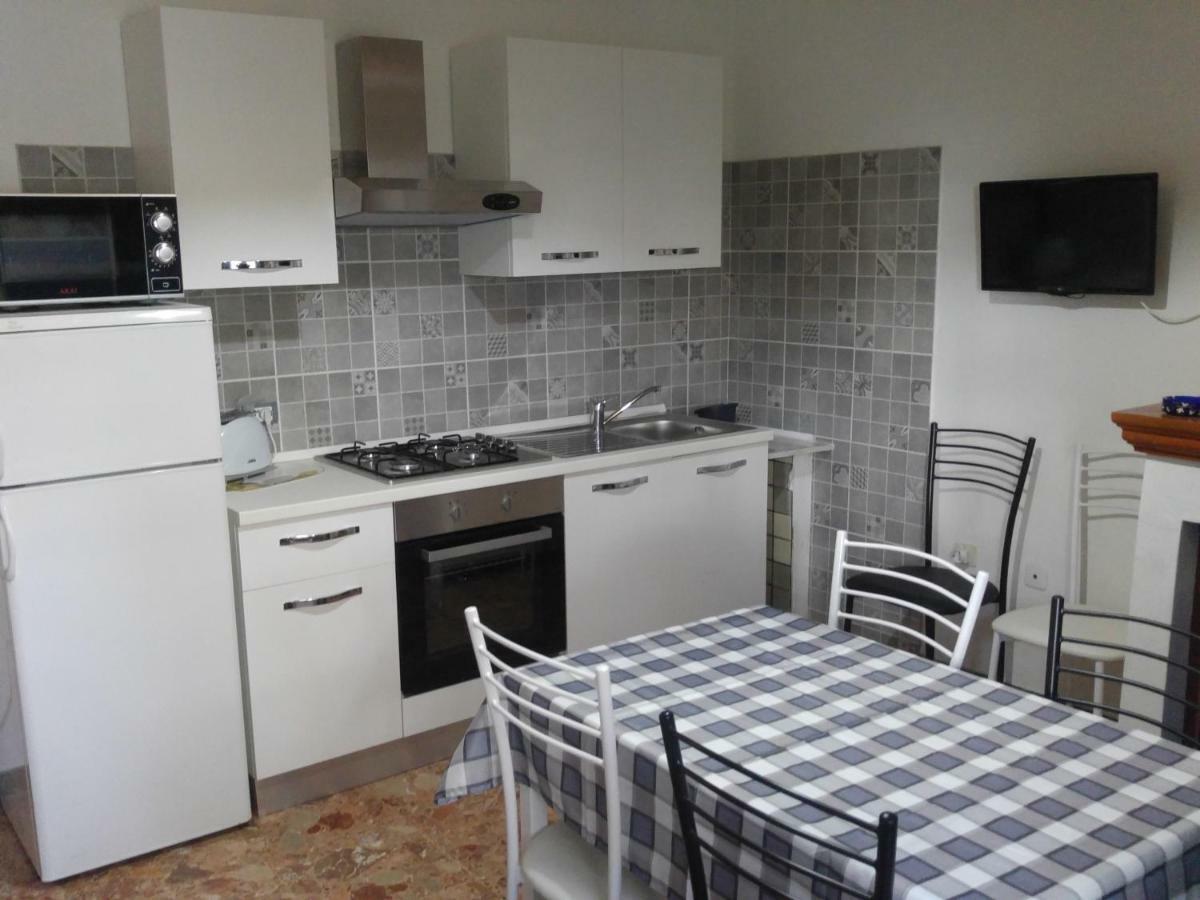 Ferienwohnung Casa Sonia Porto Pino Exterior foto